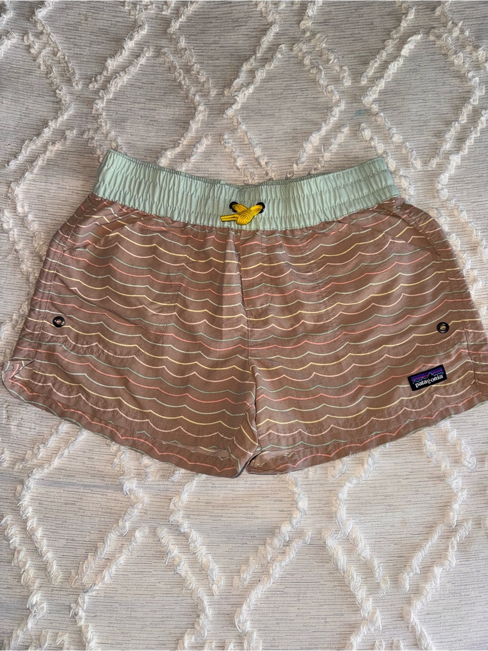 Rare Patagonia Costa Rica Baggies – Fits Women’s XS / S - Tan Brown Colorfl Wave